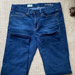 GAP Sexy Boyfriend Dark Wash 28 6 EUC some stretch finished hem